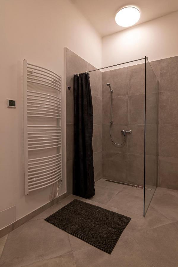 Flataid Apartment Jakob-Redtenbacher-Gasse I グラーツ エクステリア 写真